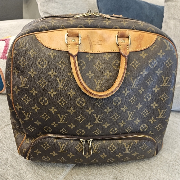 LOUIS VUITTON Monogram Evasion Boston Bag M41443 LV Auth - Picture 1 of 13